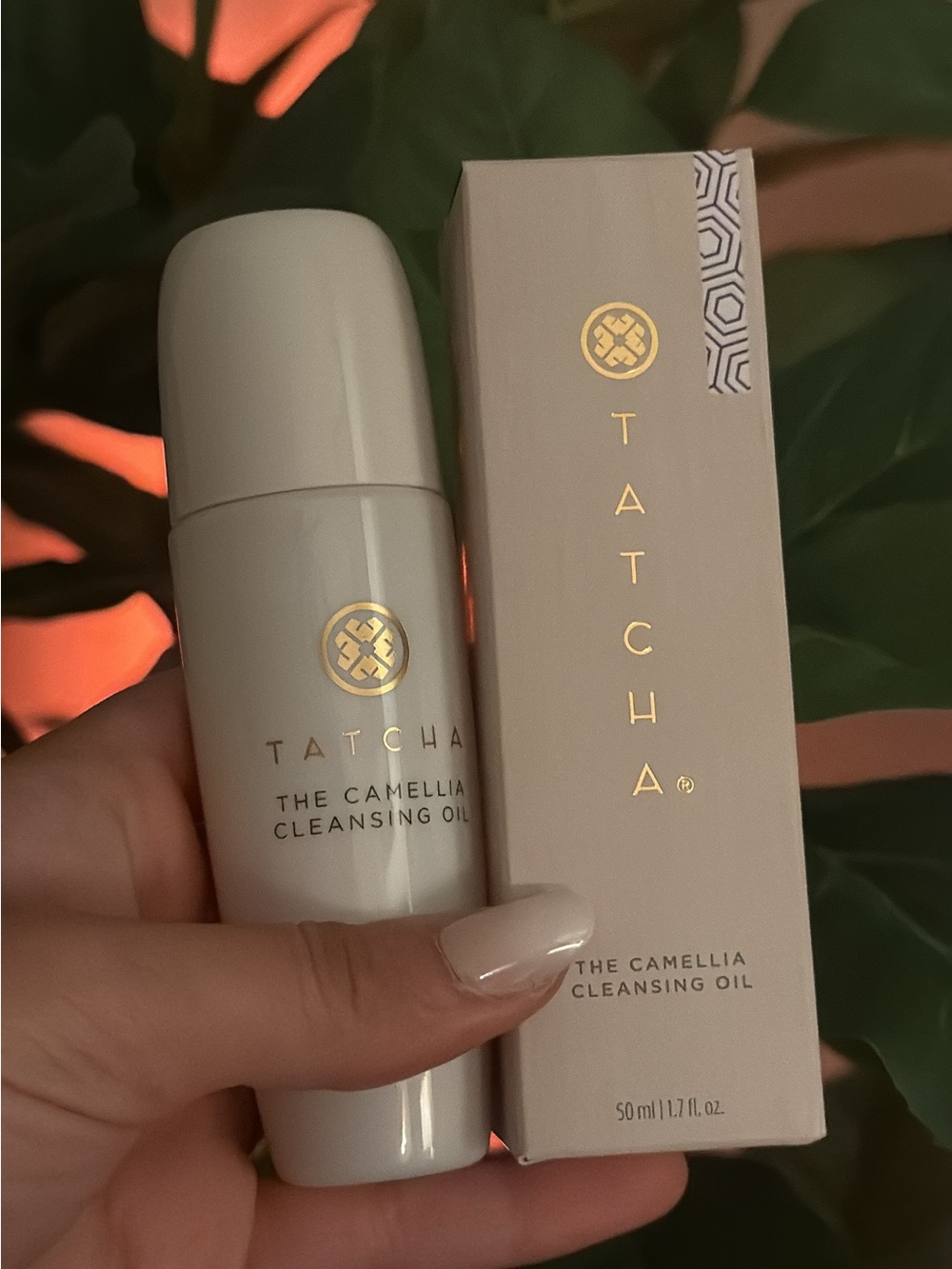 Tatcha The Camellia Cleansing Oil — Nude/Champagne White